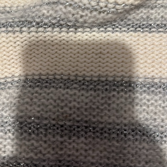 LOFT Sweater EUC - Picture 7 of 7